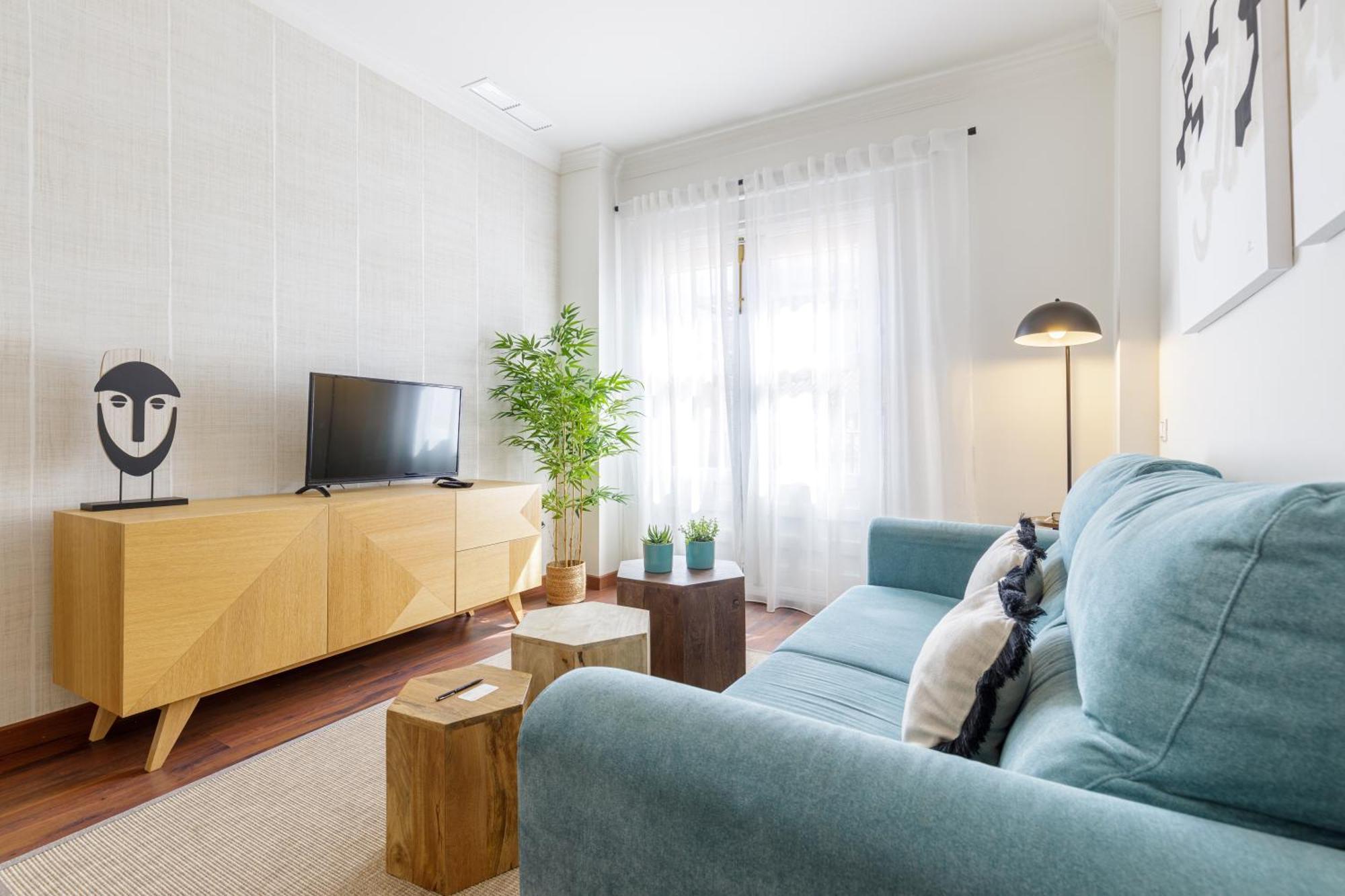 Apartment Alameda Xi Boutique By Caleta Homes